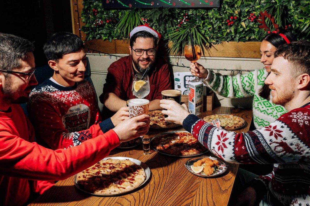https://www.brewpoint.co.uk/uploads/tinymce/christmas parties.jpg